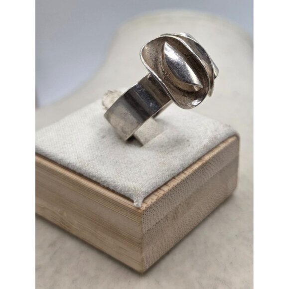 Chunky Abstract Style Size 5 Stamped 925 Sterling Ring - Picture 7 of 7